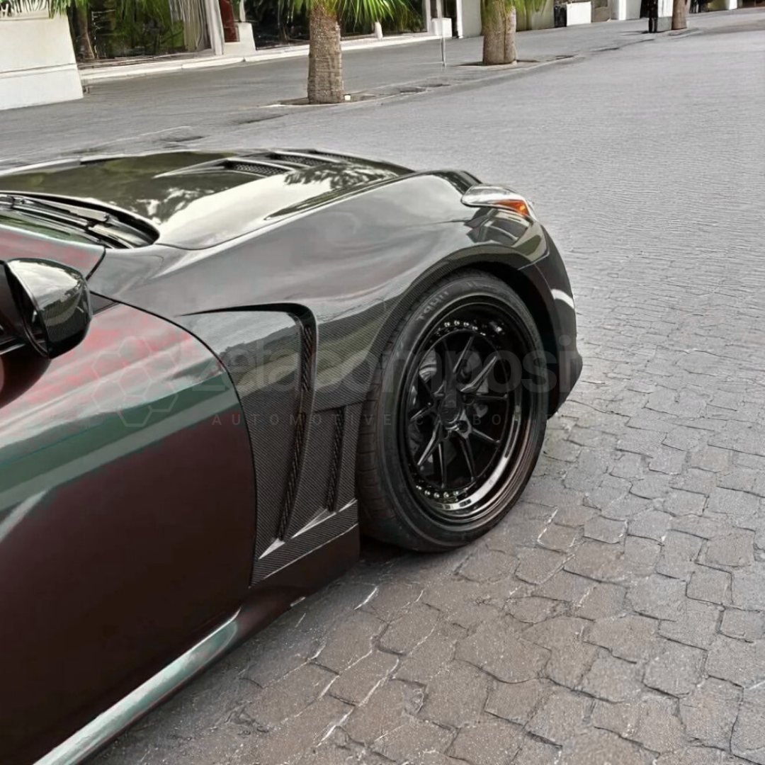 G37 Coupe / Sedan V2 Carbon Fiber Fenders Vented