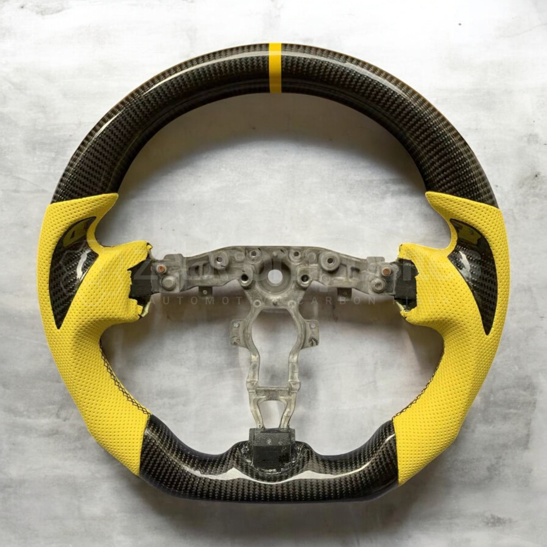 Carbon Fiber Steering Wheel for Nissan 370z Z34 / Juke / Maxima