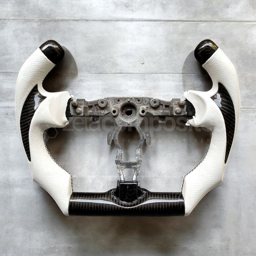 Carbon Fiber Steering Wheel for Nissan 370z Z34 / Juke / Maxima