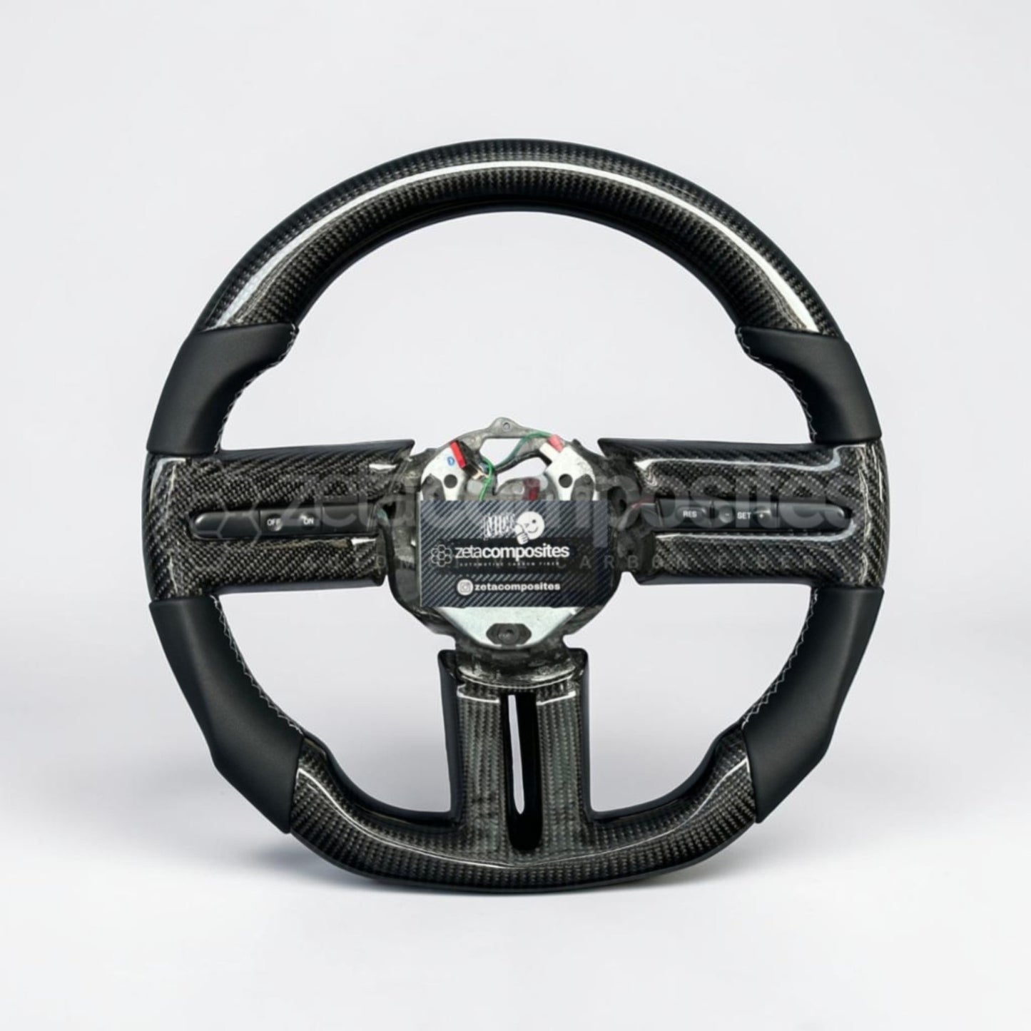 Carbon Fiber Steering Wheel for Mustang (2005'-2009')