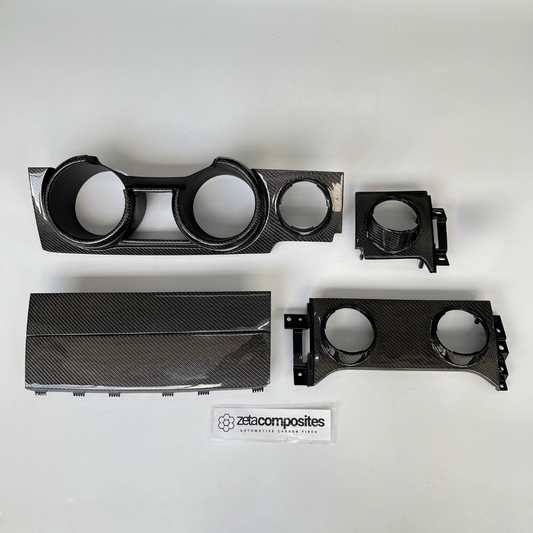 Carbon Fiber Direct Replacement Dash for Mustang (2005'-2009')