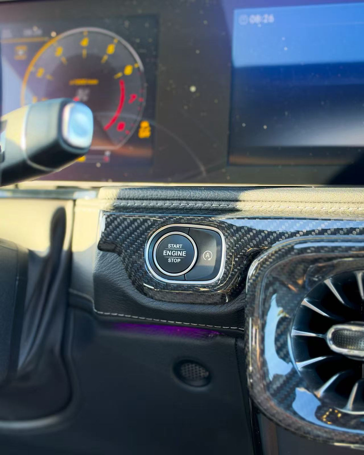 (2019'+) Mercedes G550 / G63 Carbon Fiber Dash Cover Kit W464 W463a