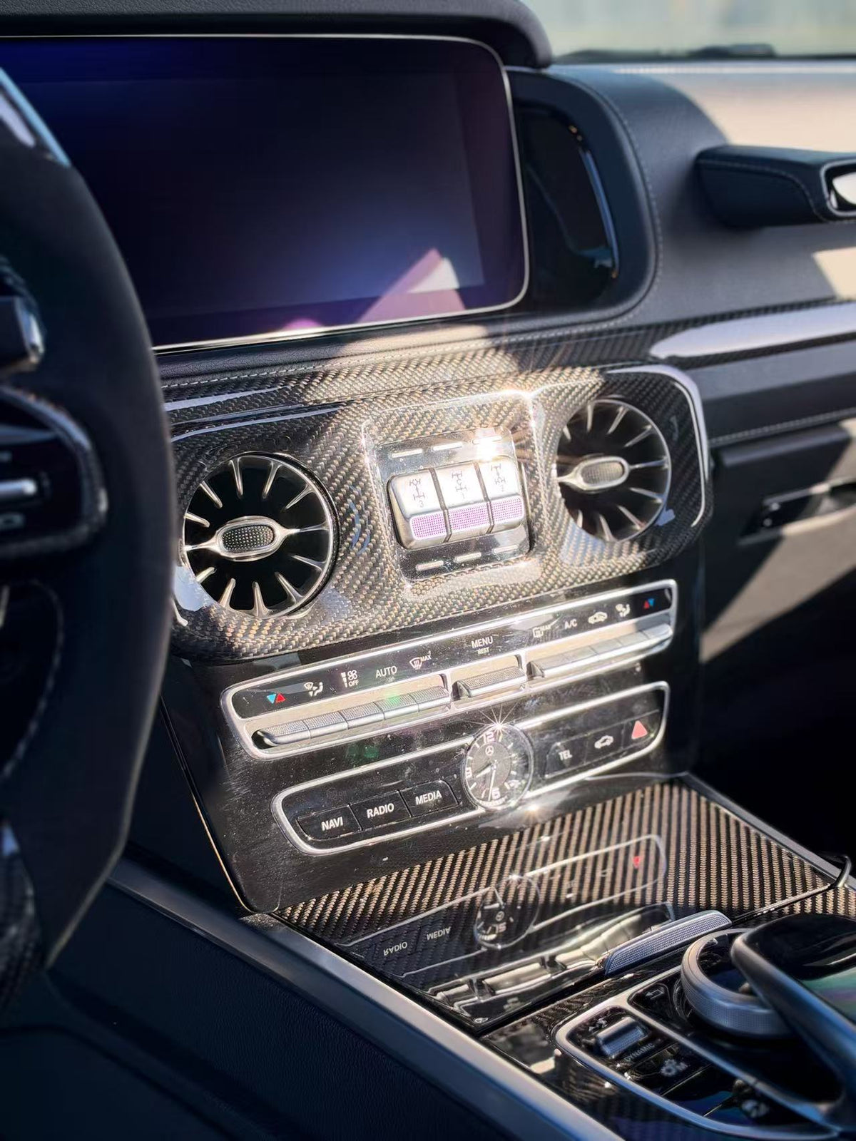 (2019'+) Mercedes G550 / G63 Carbon Fiber Dash Cover Kit W464 W463a