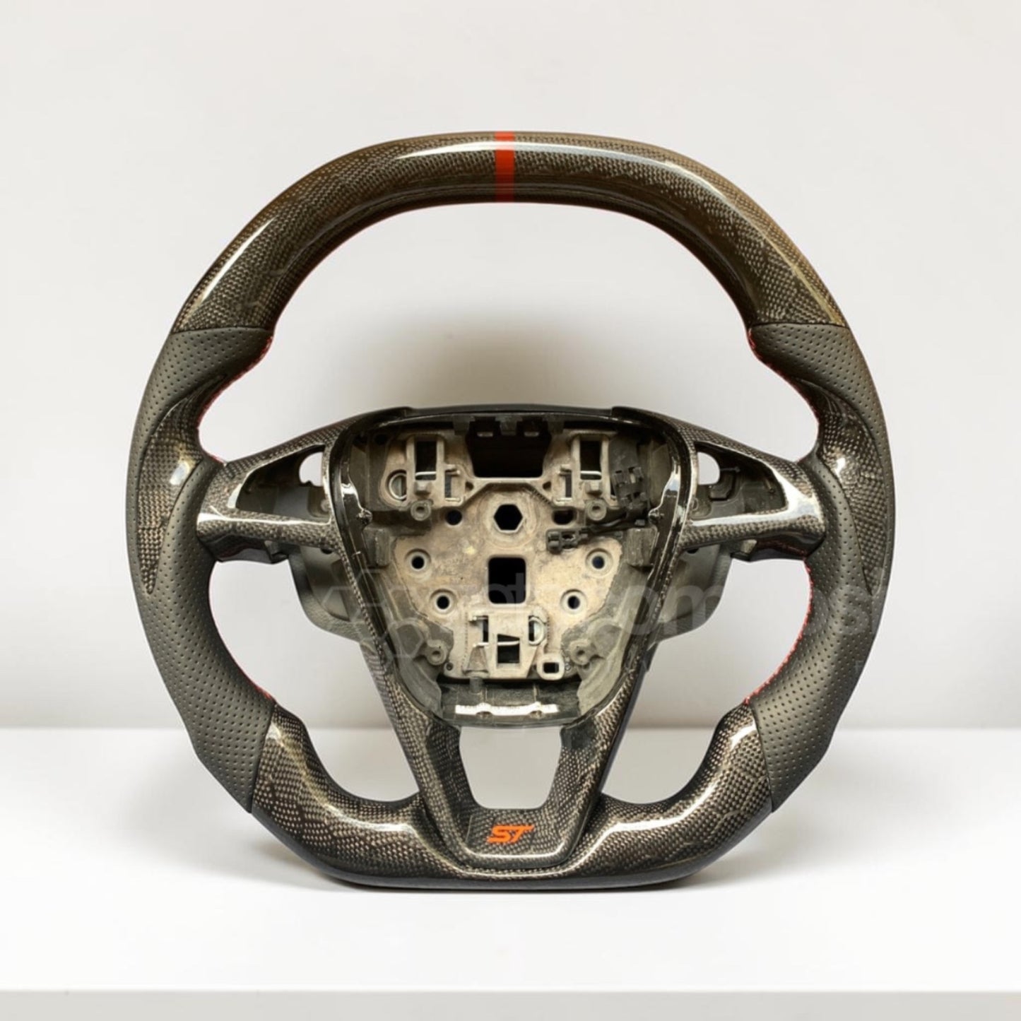Carbon Fiber Steering Wheel for Ford Focus RS and ST | Fusion | Edge | Fiesta