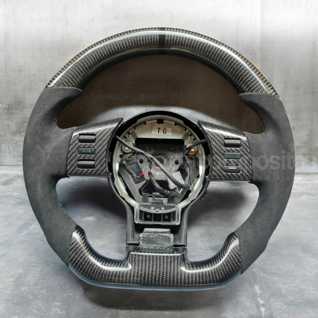 Custom Carbon Fiber Steering Wheel - Nissan 350z Z33