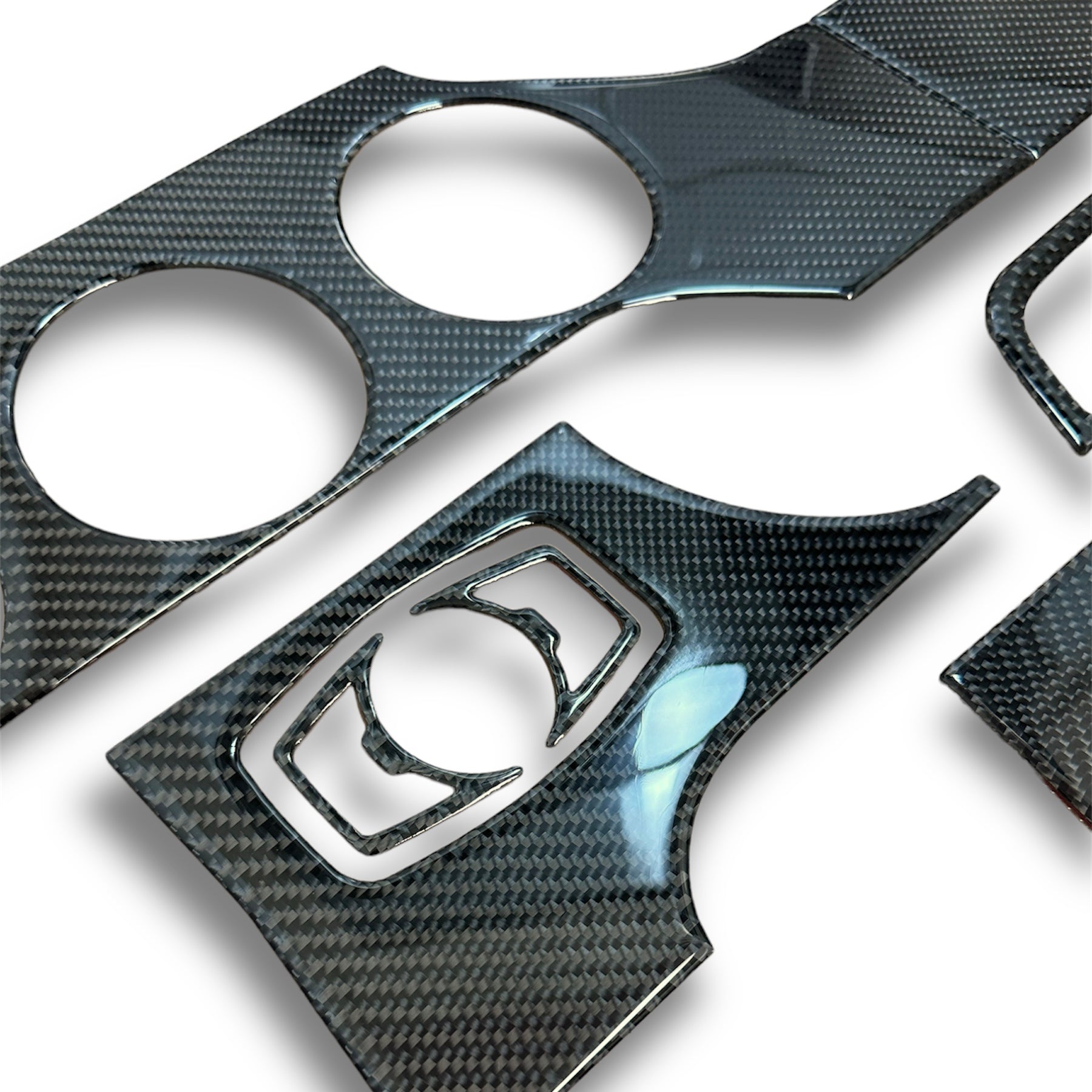 Carbon fiber dash overlay deals kit mustang